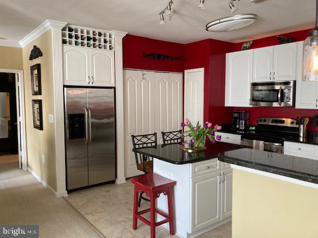 HIGH VIEW AT HUNT VALLEY - Residential