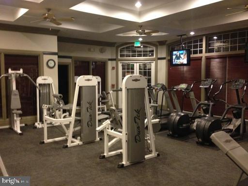 HIGH VIEW AT HUNT VALLEY - Residential