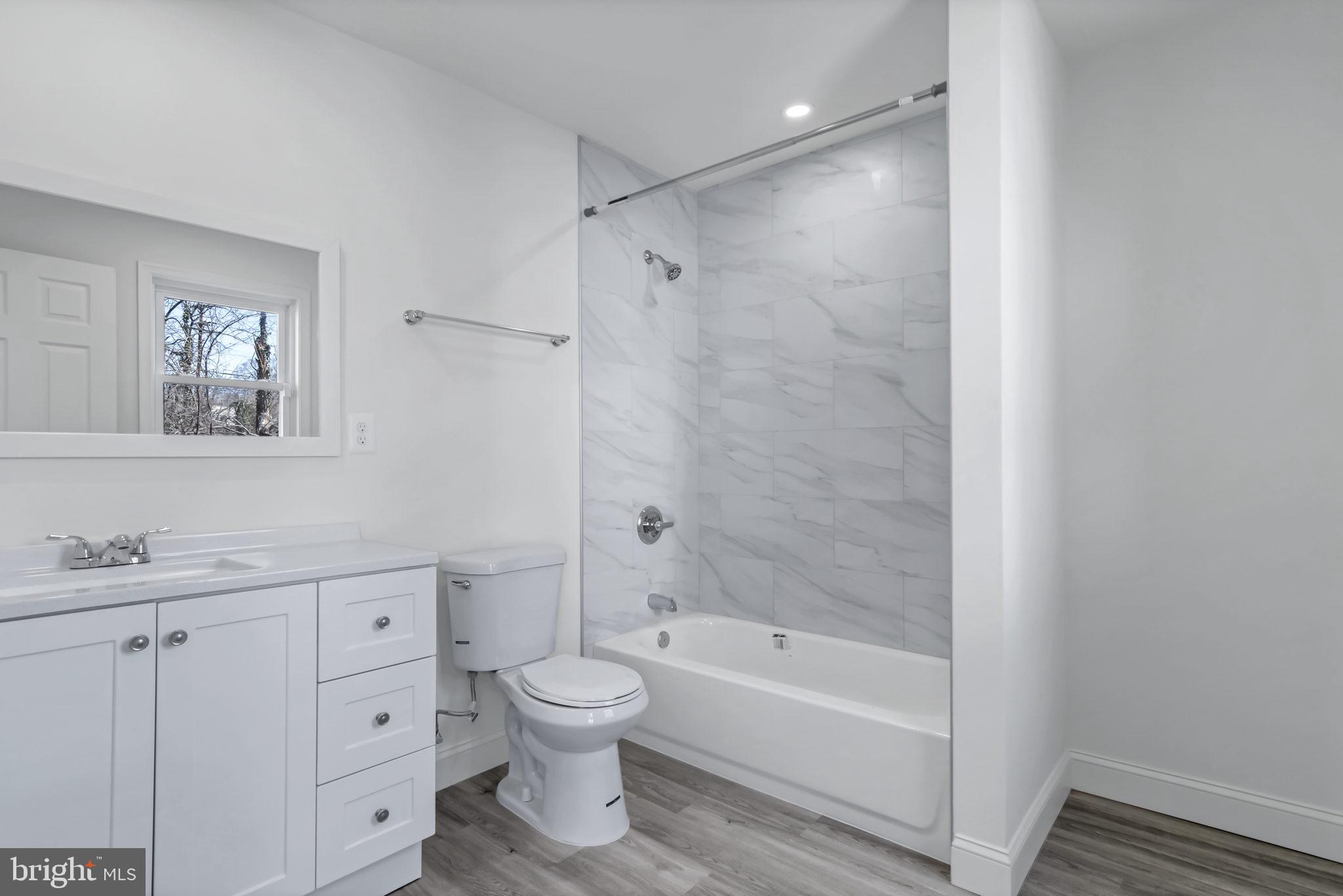 GR CAPITOL HEIGHTS - Residential Lease