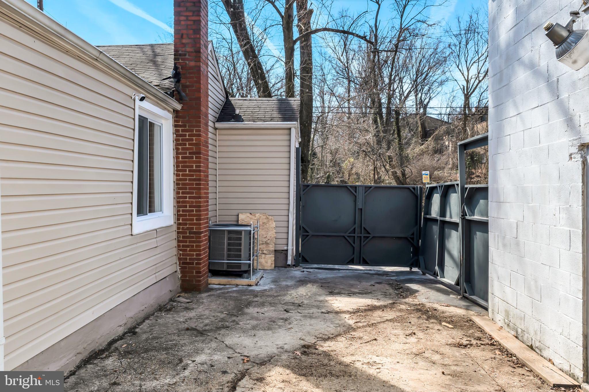 GR CAPITOL HEIGHTS - Residential Lease