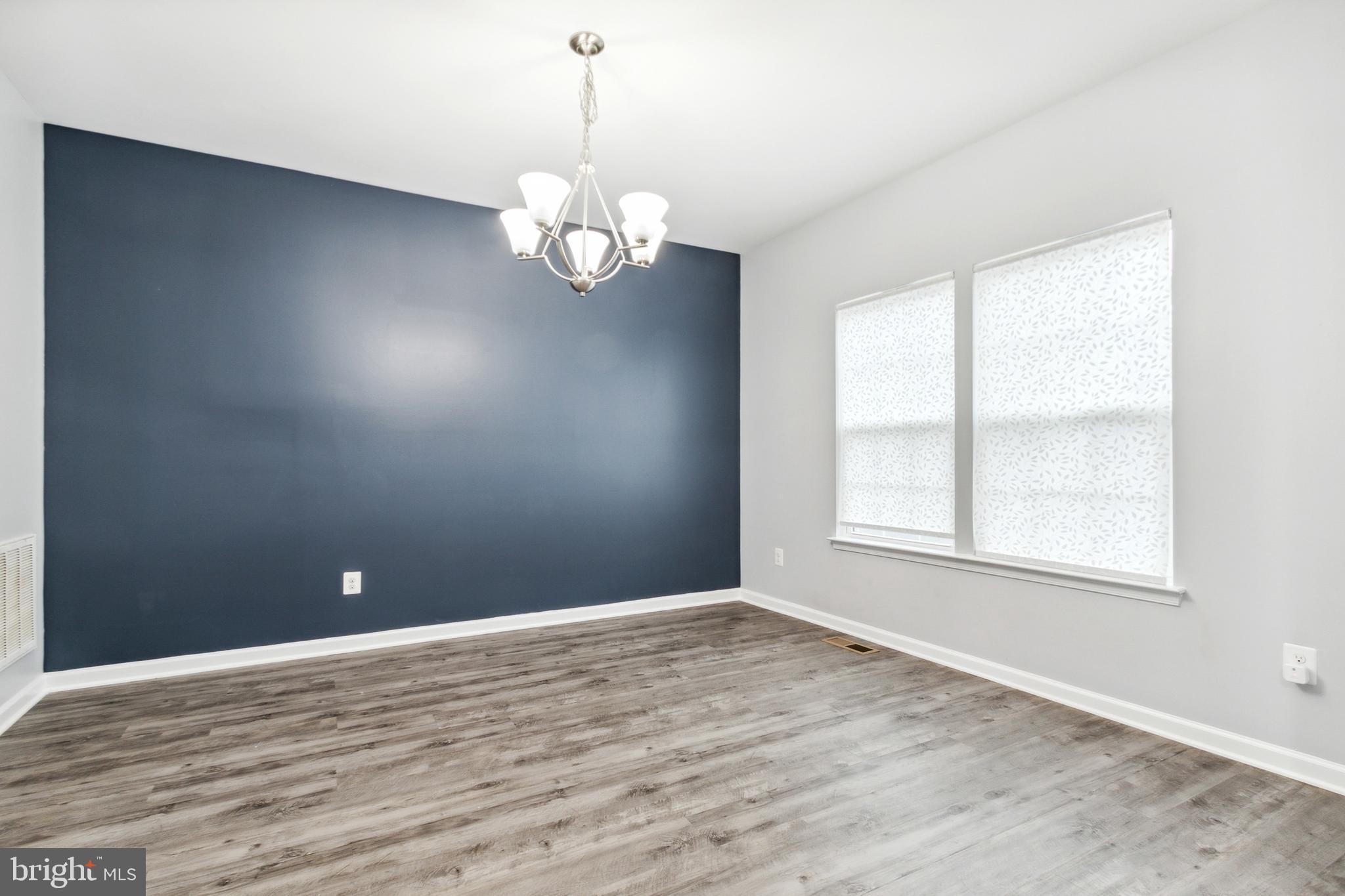 MINTBROOK - Residential Lease