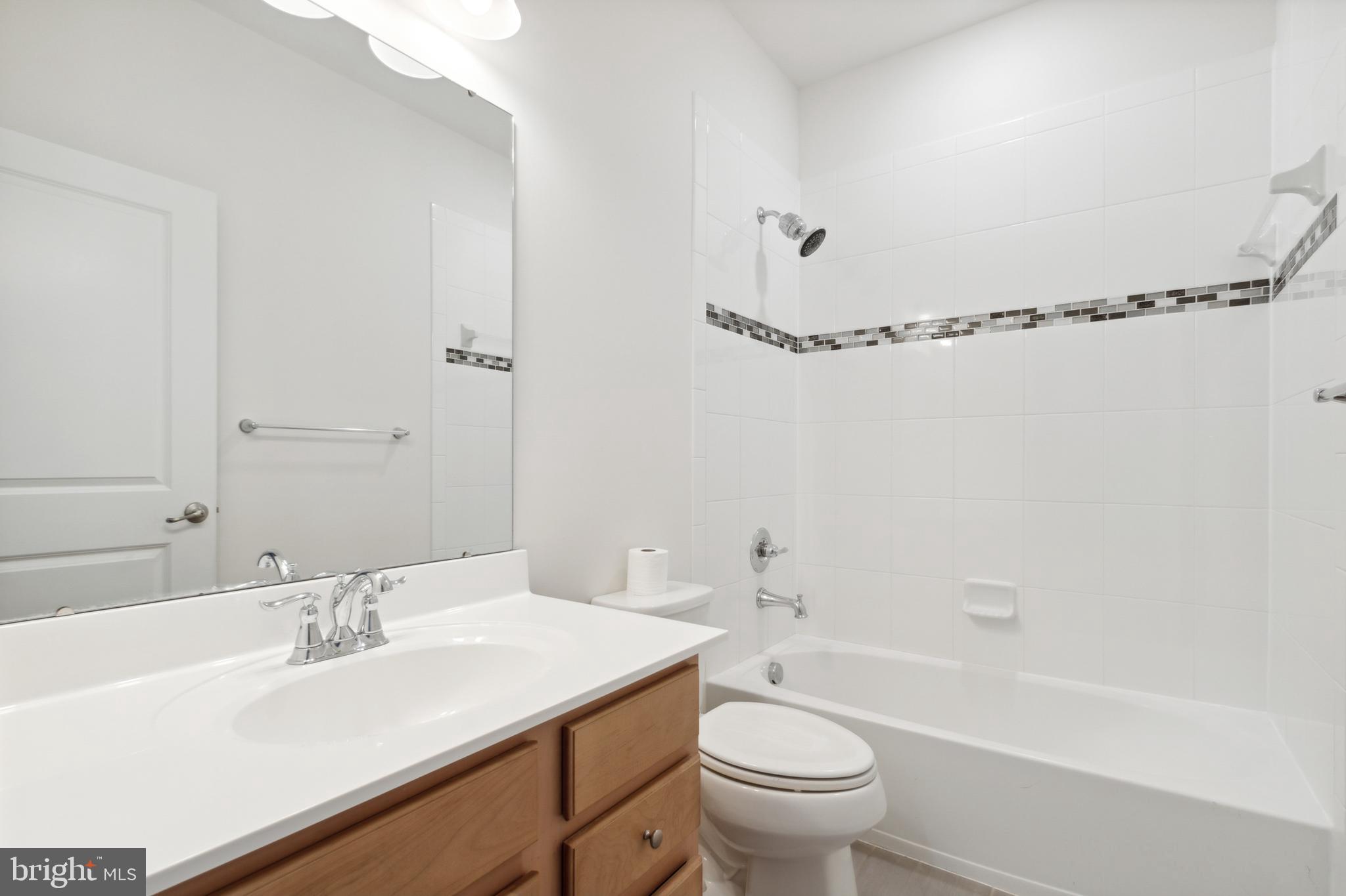 MINTBROOK - Residential Lease