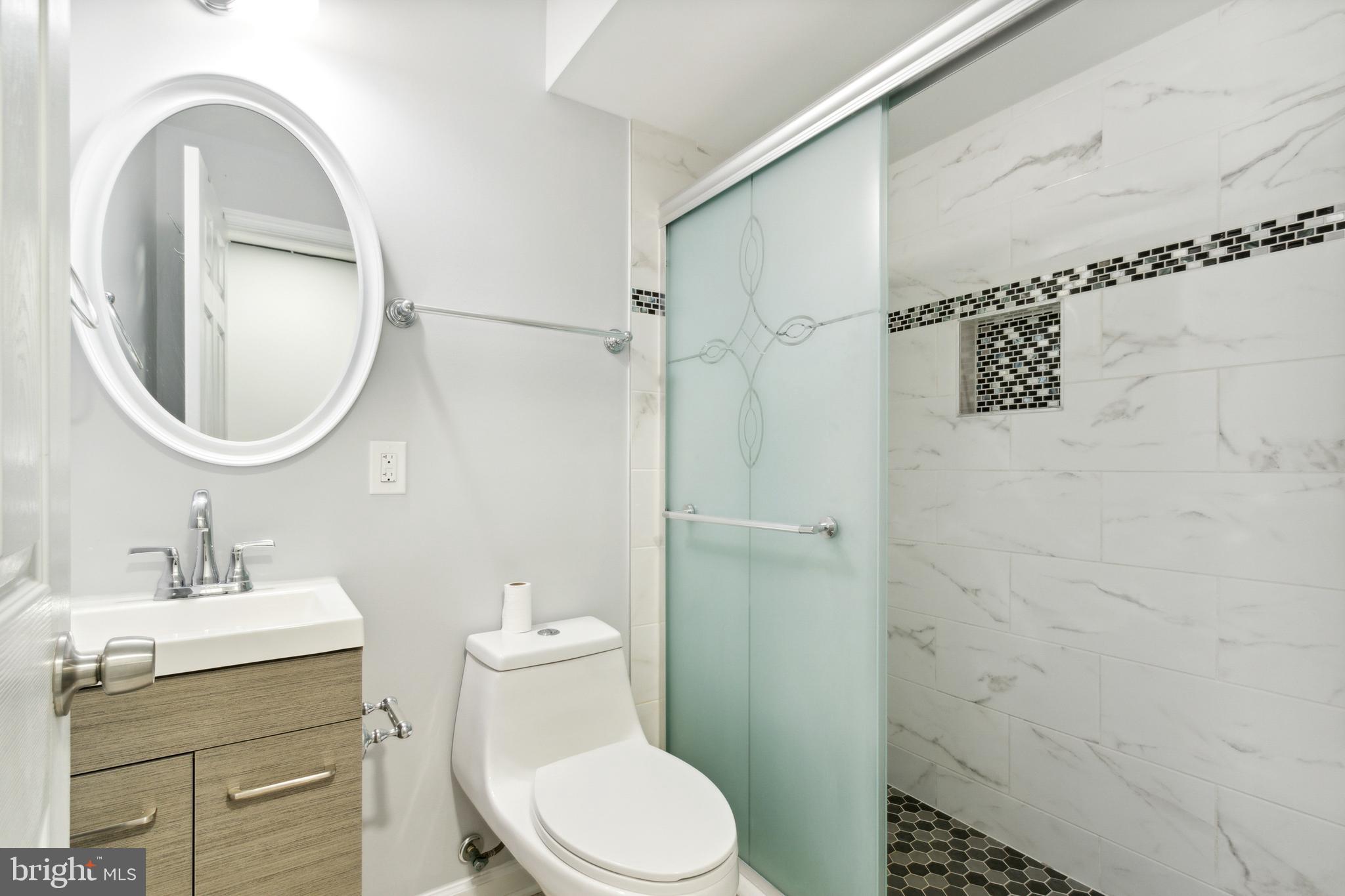 MINTBROOK - Residential Lease