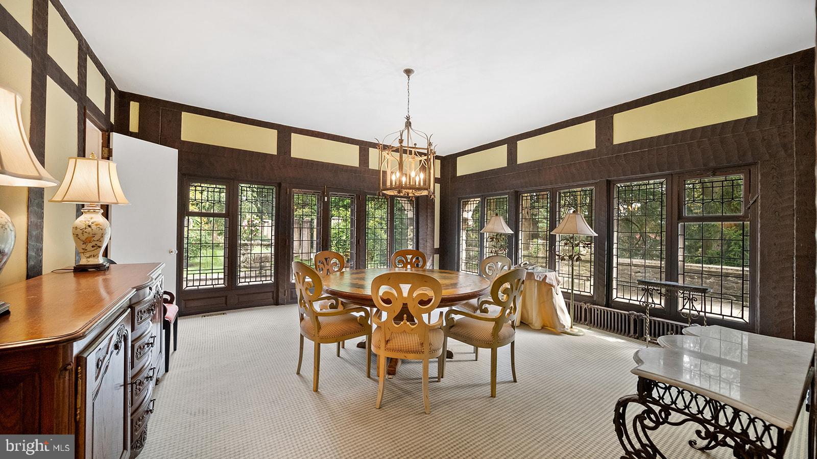 MEADOWBROOK - Residential