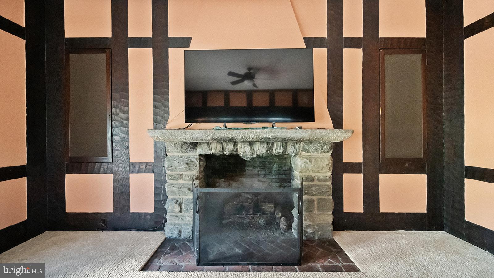 MEADOWBROOK - Residential