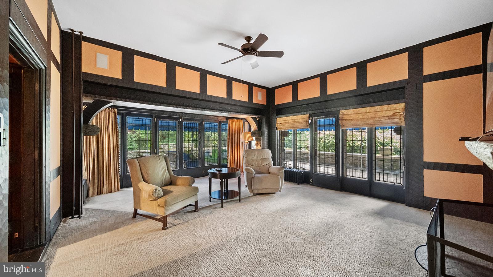 MEADOWBROOK - Residential