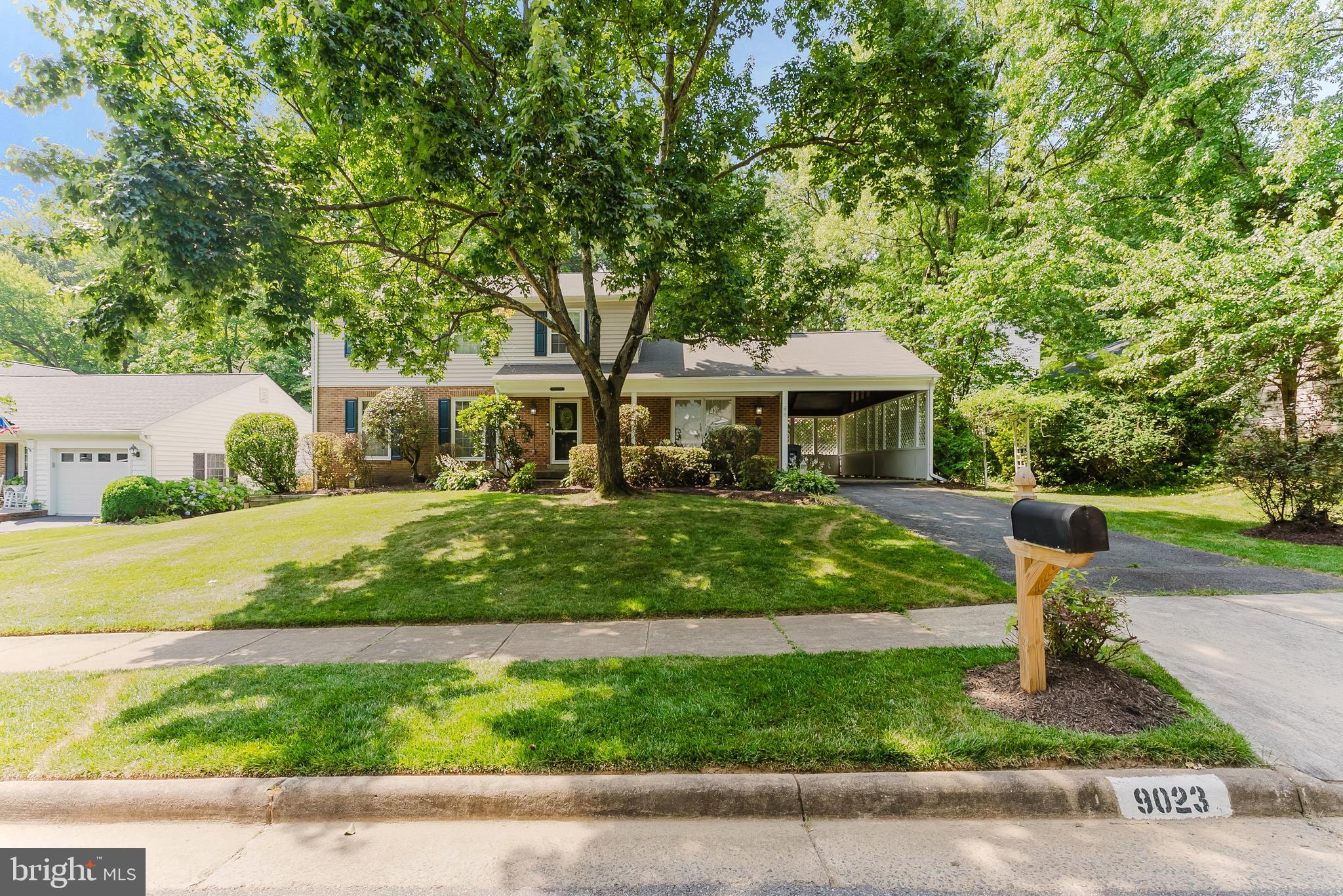 9023 WINDFLOWER LANE