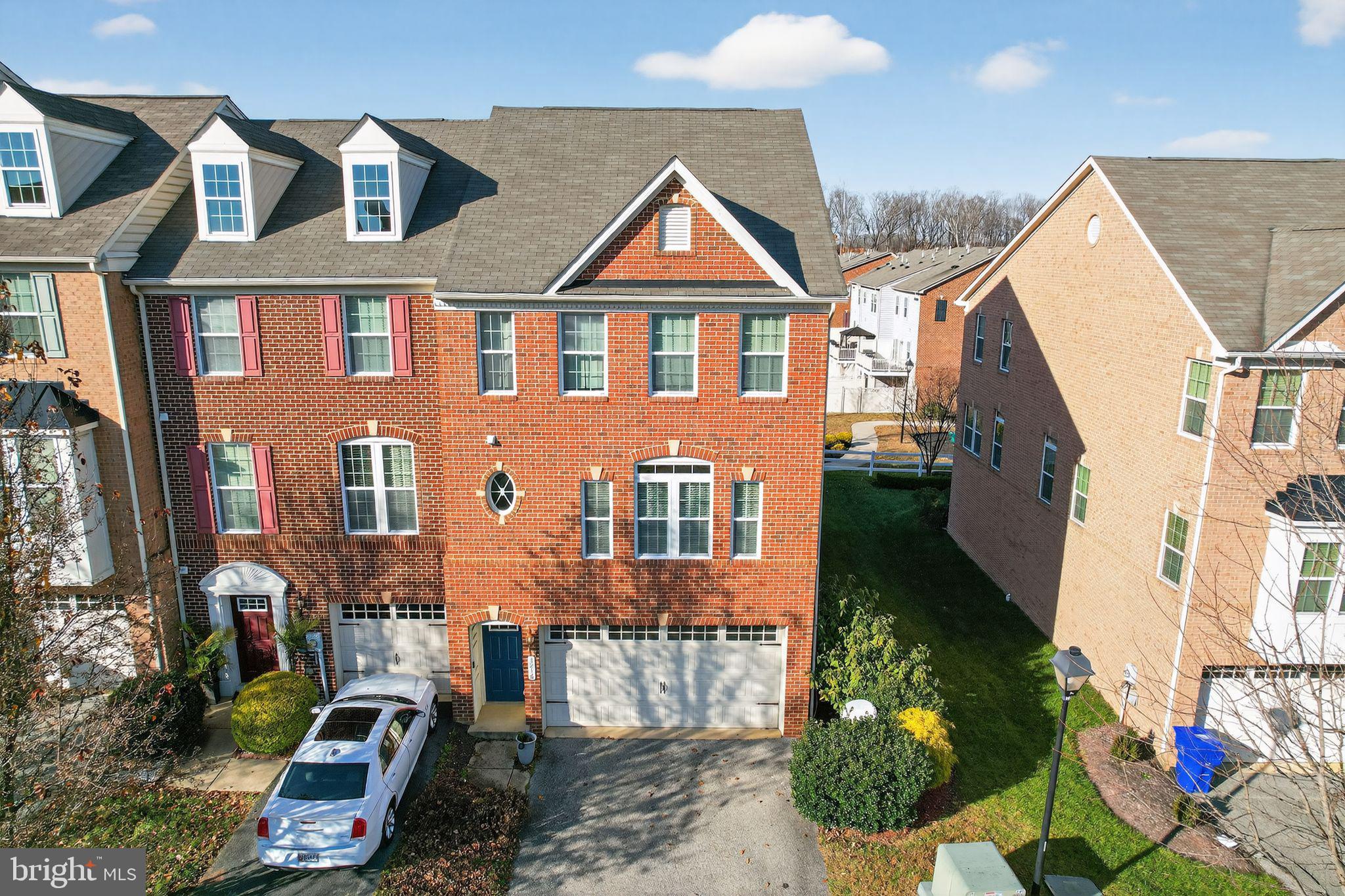 ADAMS CROSSING - Residential