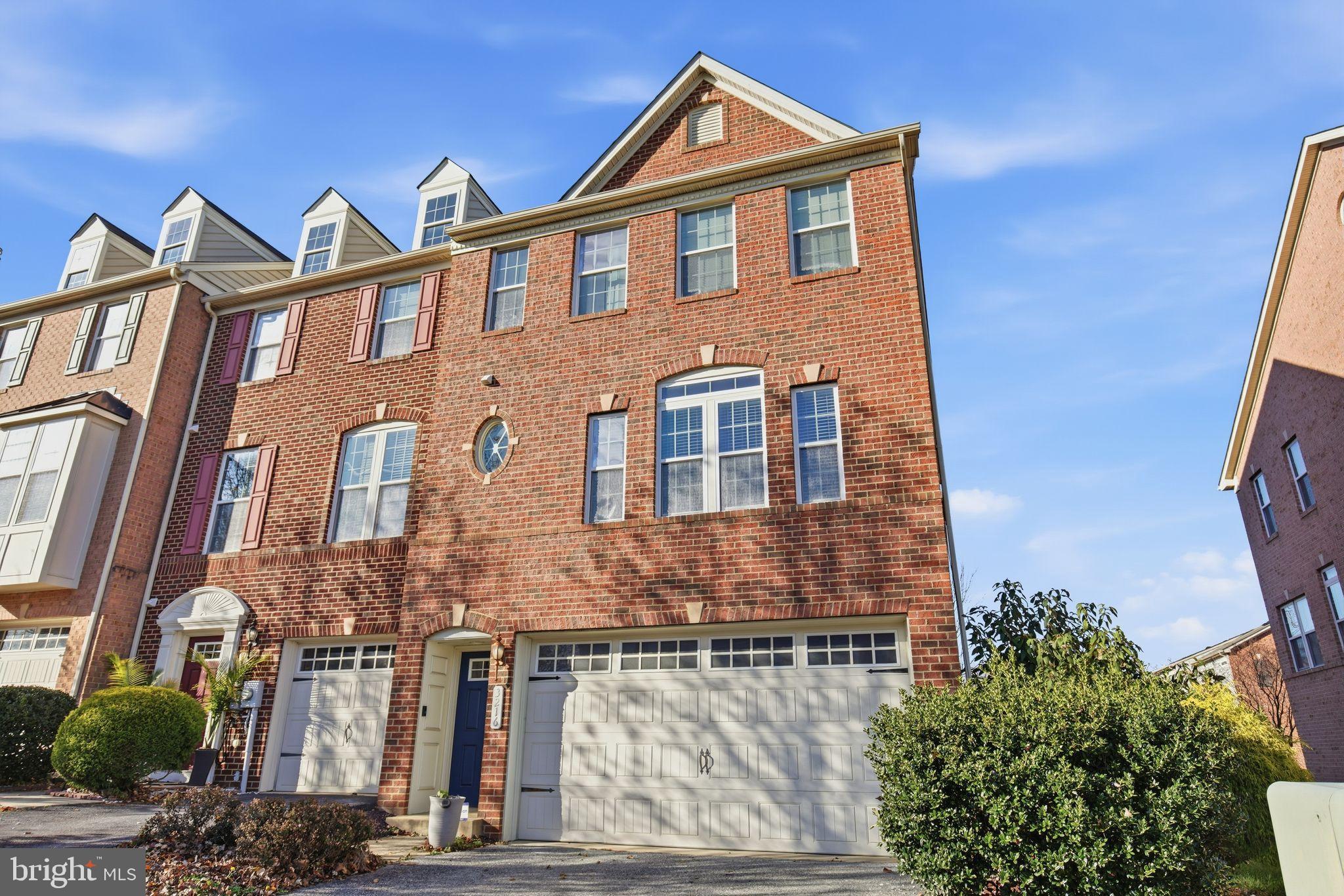 ADAMS CROSSING - Residential