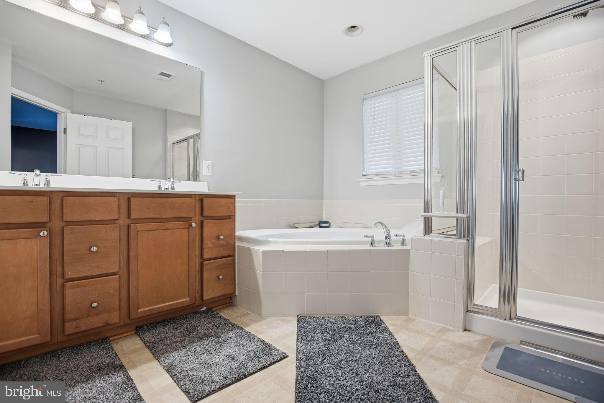 ADAMS CROSSING - Residential