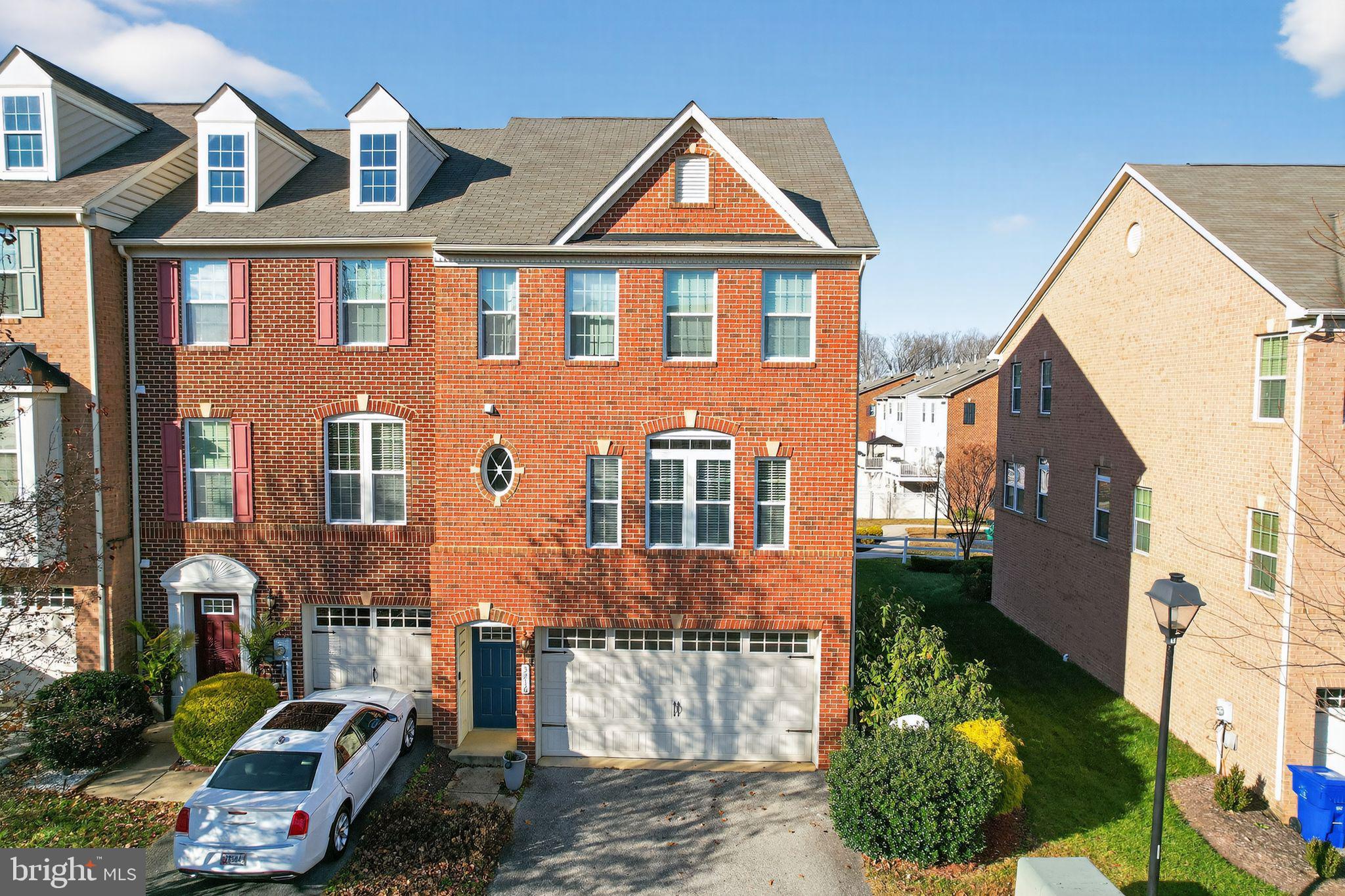 ADAMS CROSSING - Residential