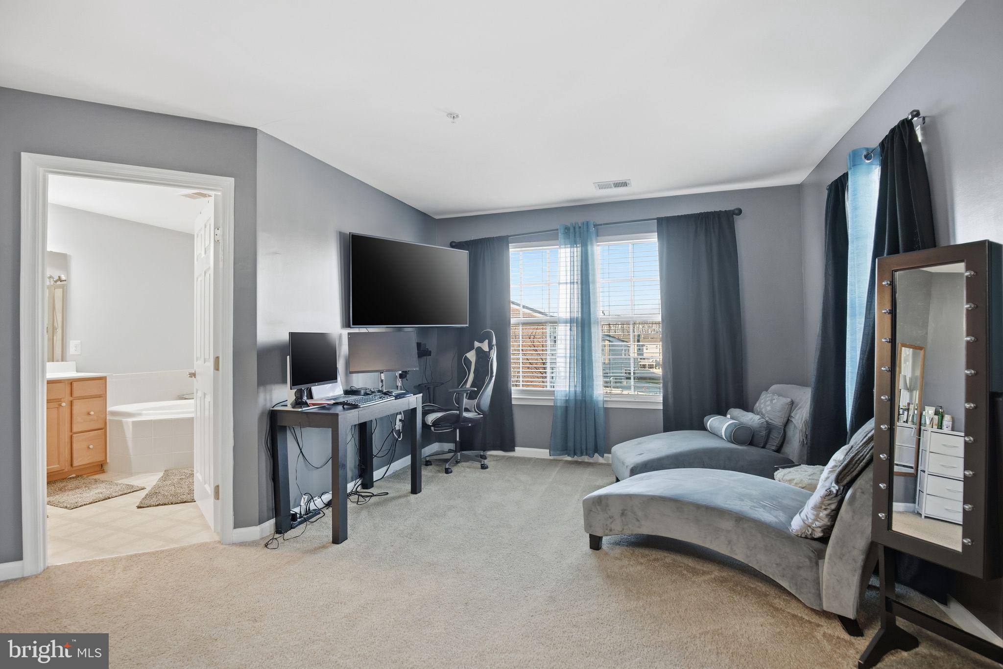 ADAMS CROSSING - Residential