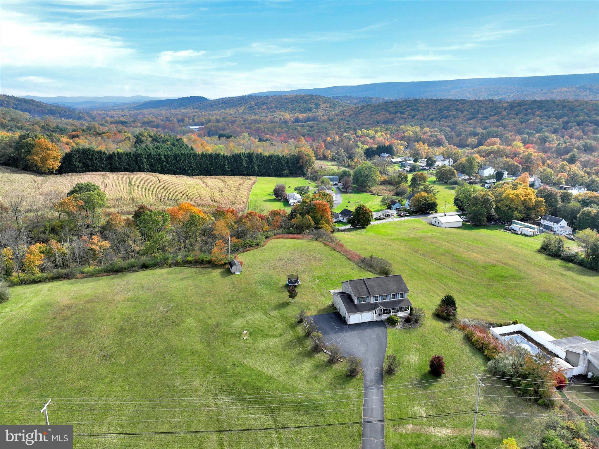 SUMMIT STATION - Residential