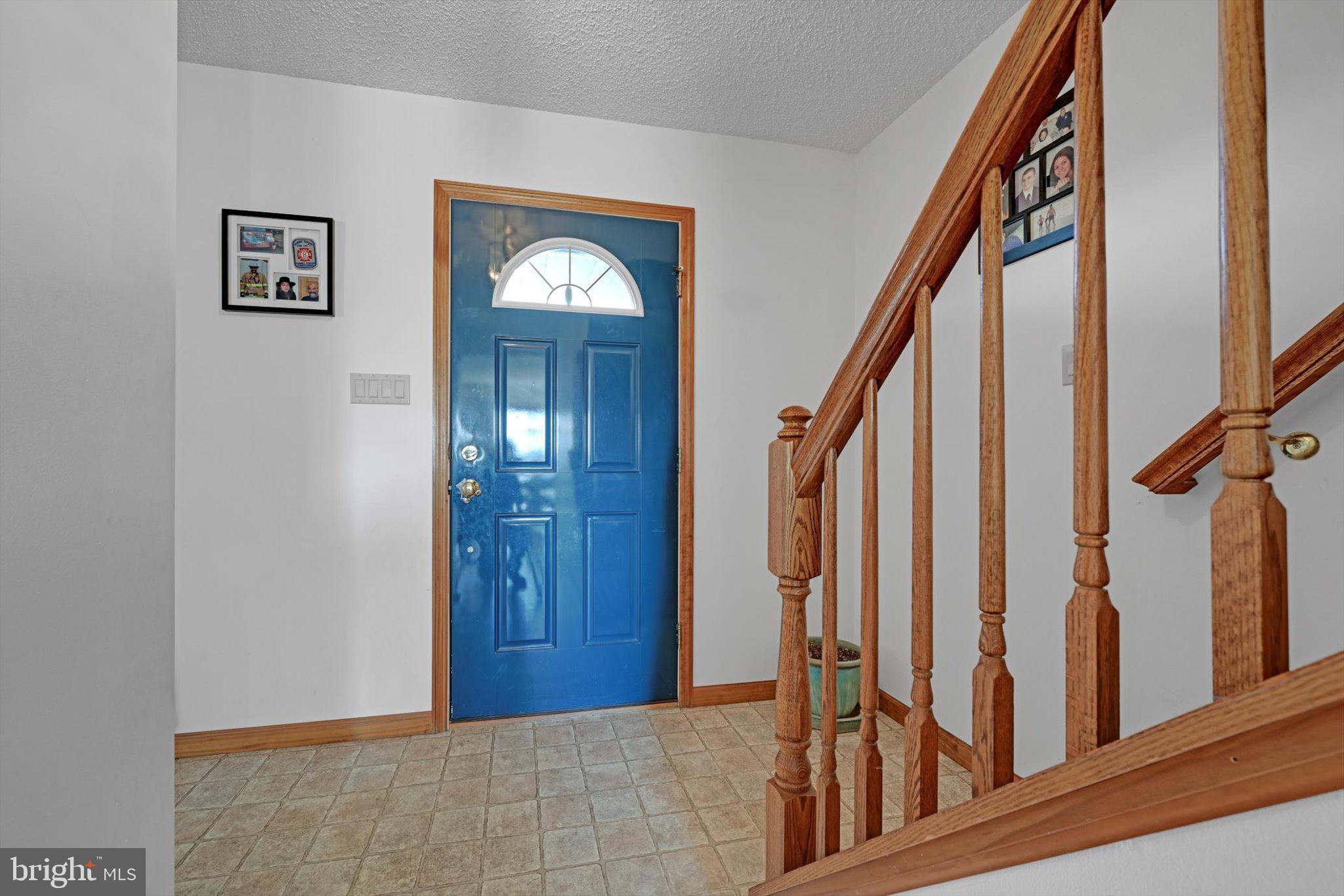 SUMMIT STATION - Residential