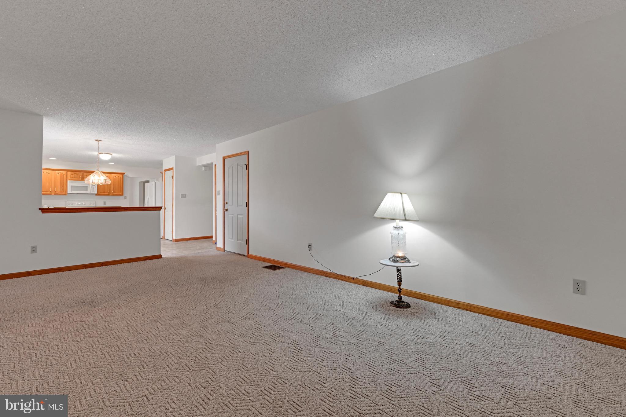 SUMMIT STATION - Residential