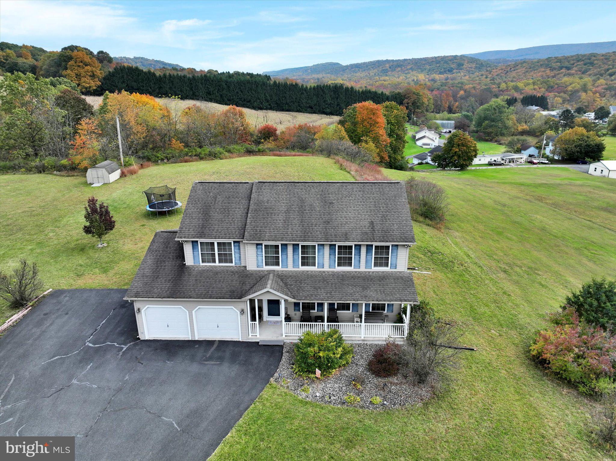 SUMMIT STATION - Residential