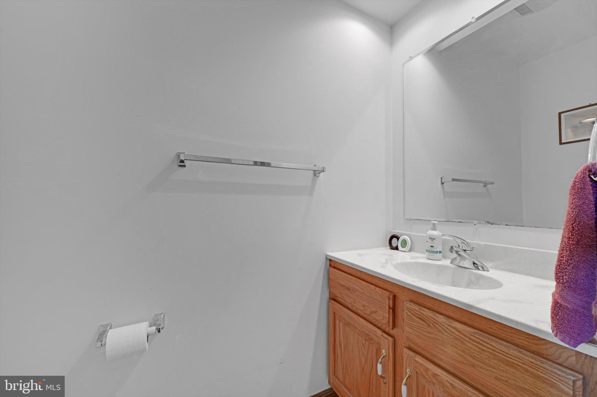 SUMMIT STATION - Residential