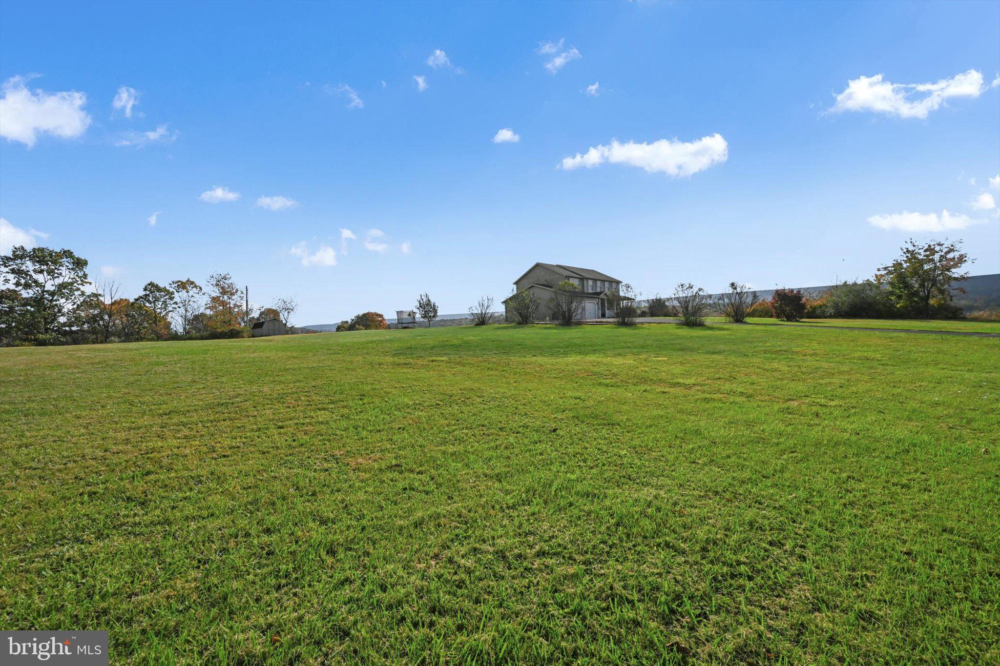 SUMMIT STATION - Residential