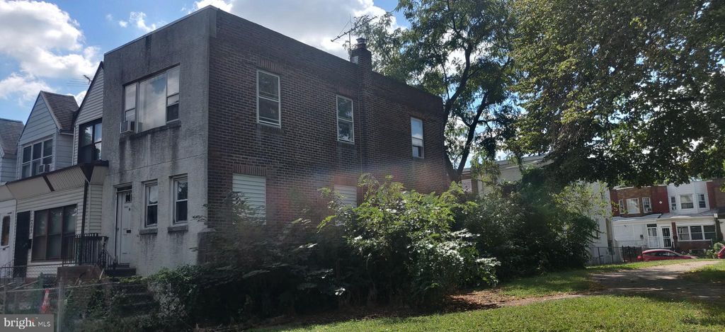 Photo of 2538 S Dewey Street, PHILADELPHIA, PA 19142 (MLS # PAPH2544376)