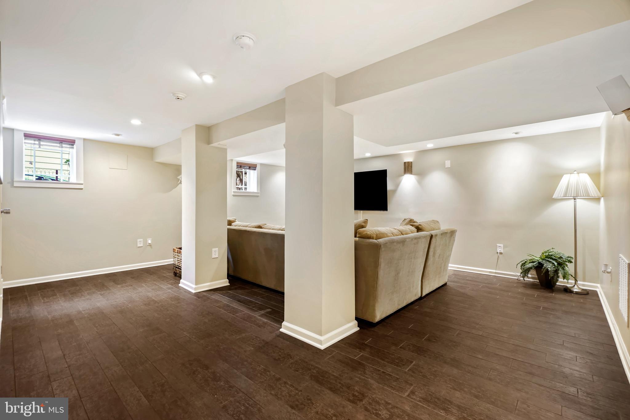 TAKOMA PARK - Residential