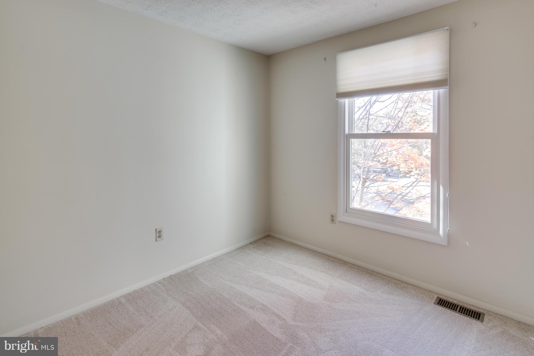 CEDAR WOODS - Residential Lease