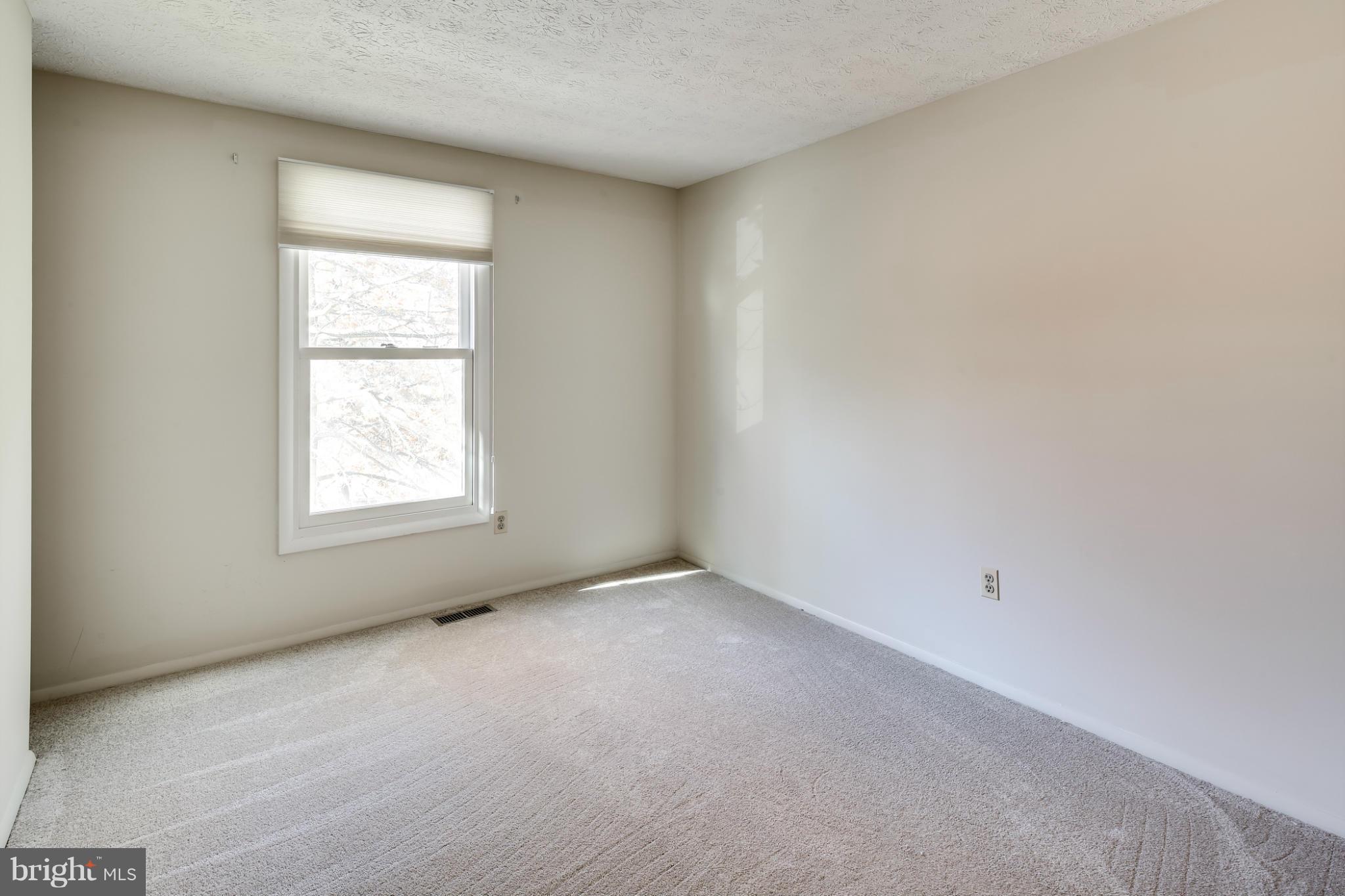 CEDAR WOODS - Residential Lease