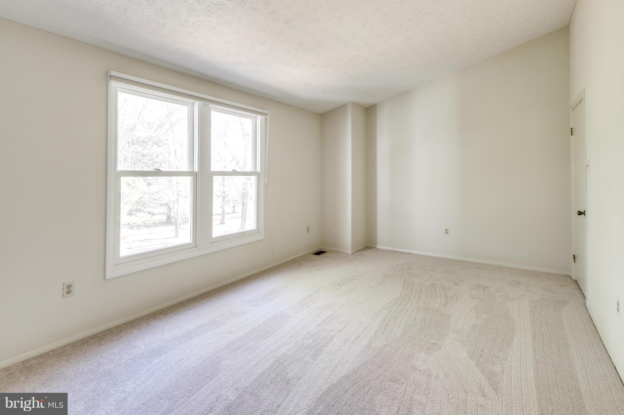 CEDAR WOODS - Residential Lease