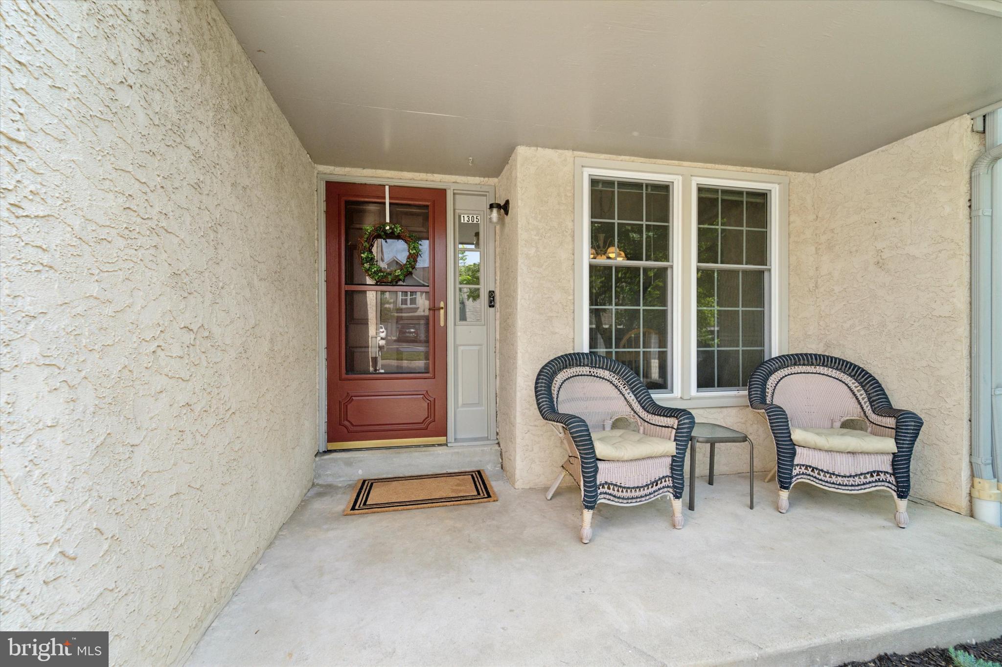 1305 HALIFAX COURT 1305