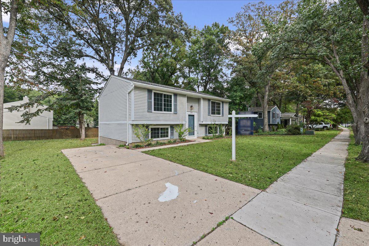 308 RAUSSELL PLACE