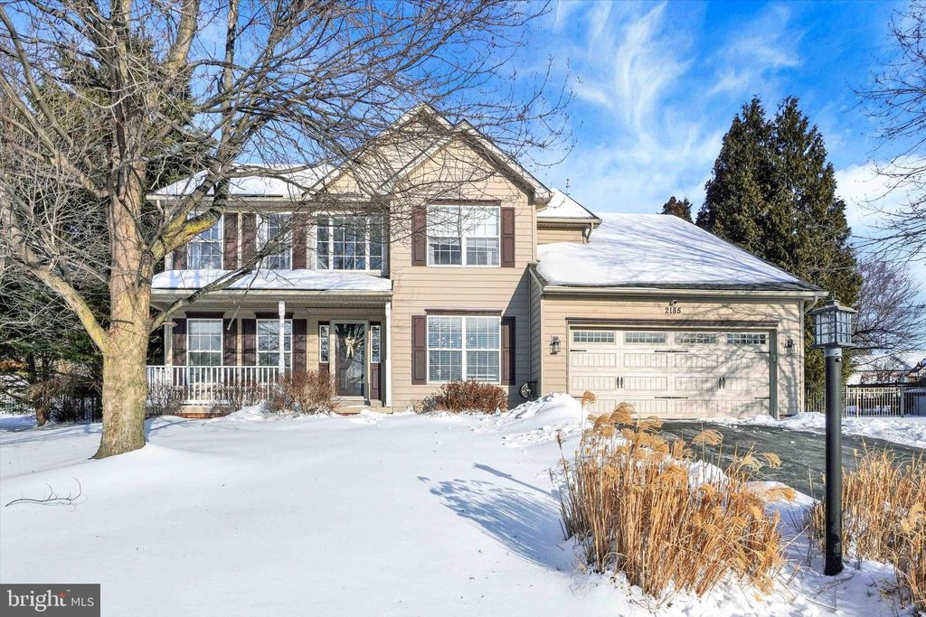 Photo of 2185 Brigadier Drive, YORK, PA 17404 (MLS # PAYK2096858)