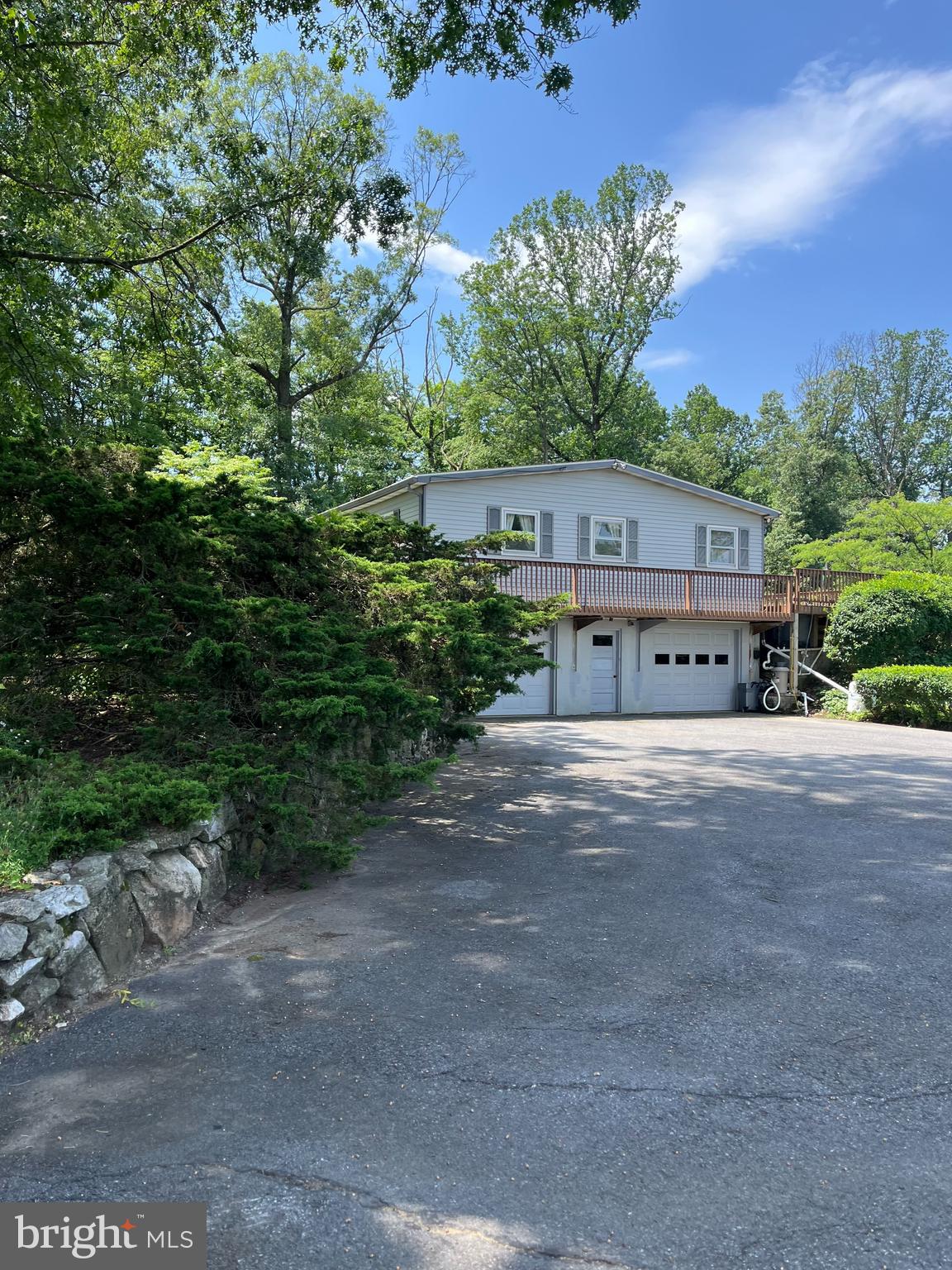 262 WALNUTTOWN ROAD