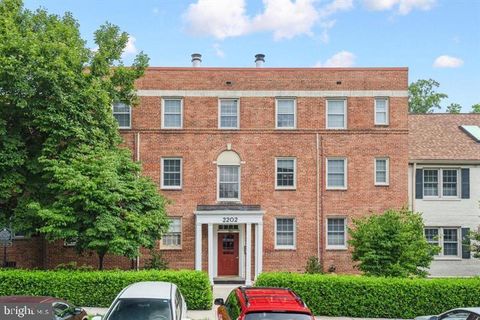 2202 WASHINGTON AVENUE 302 SILVER SPRING MD 20910