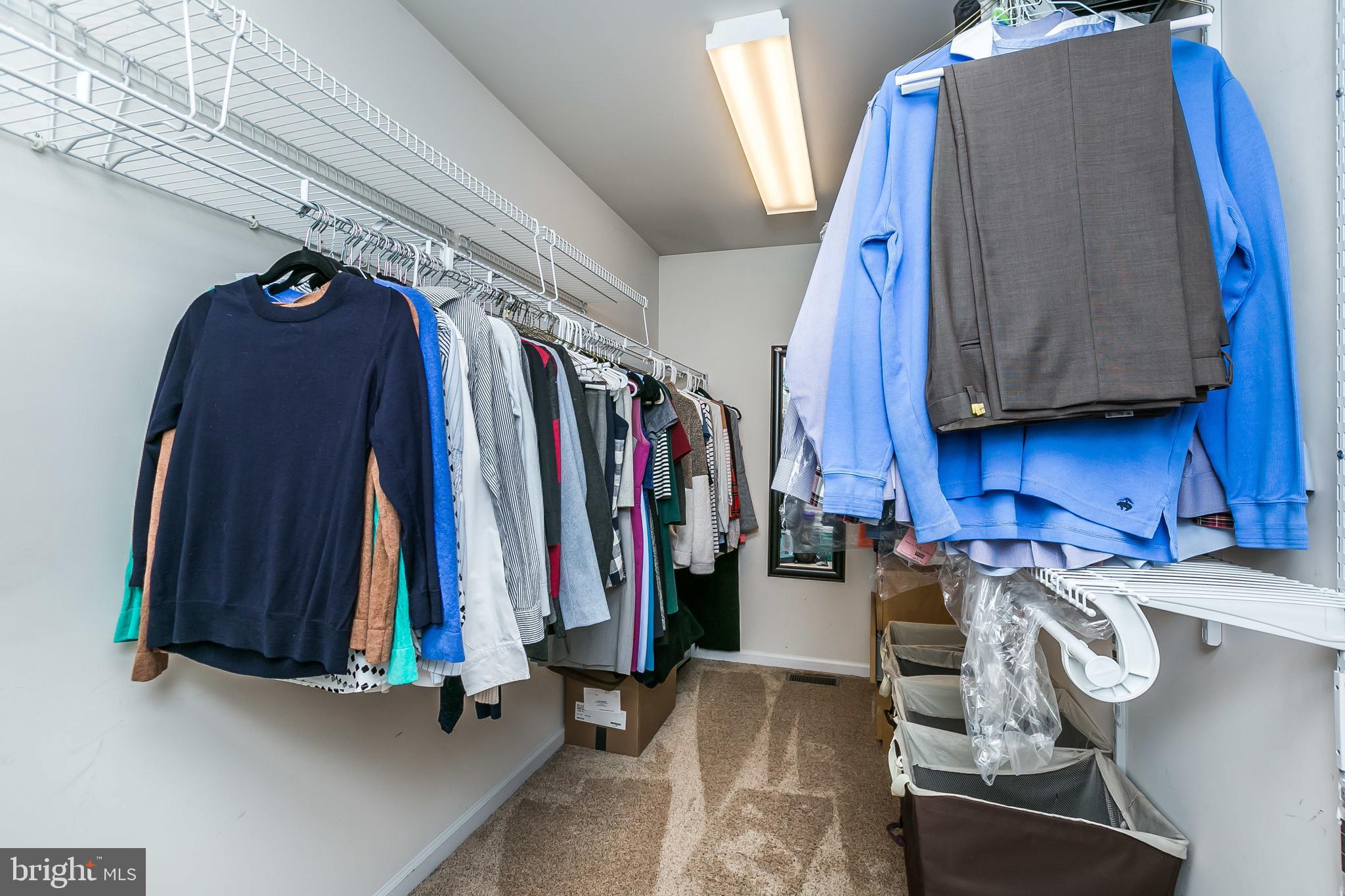 LOCUST POINT - Residential