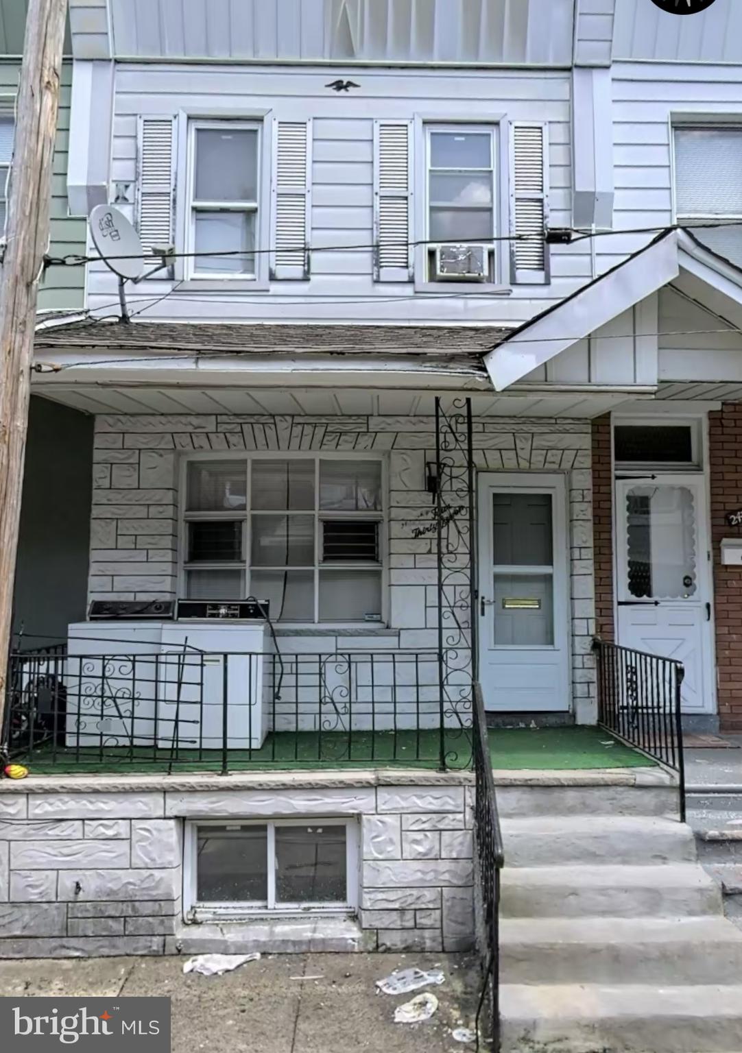 LOWER MOYAMENSING - Residential