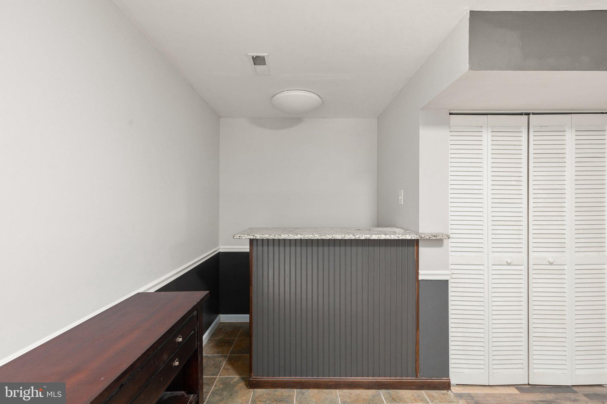 ST CLAIR - Residential