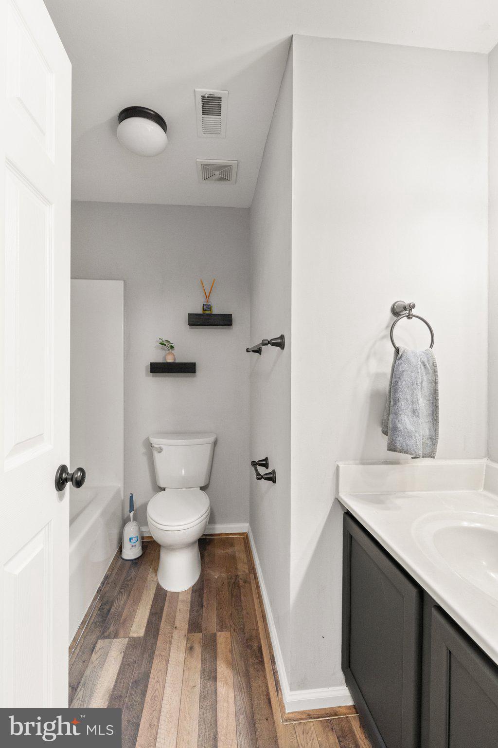 ST CLAIR - Residential