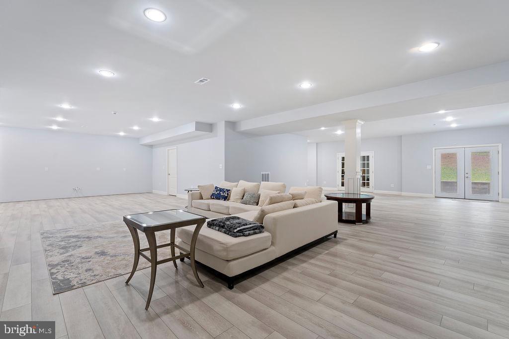 GLENHAVEN - Residential