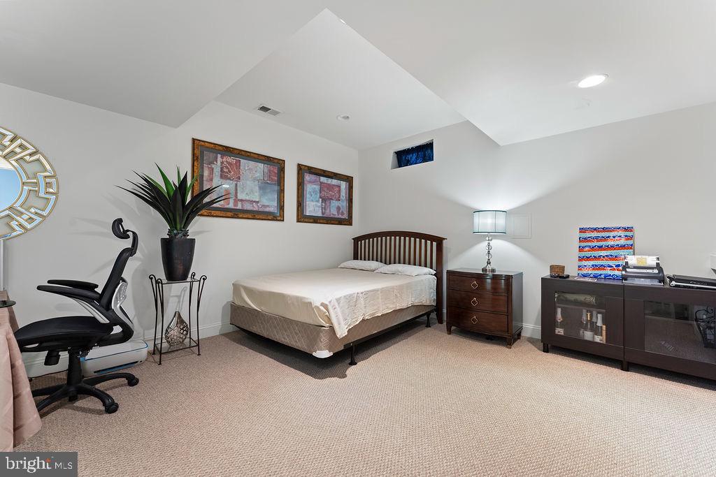 GLENHAVEN - Residential