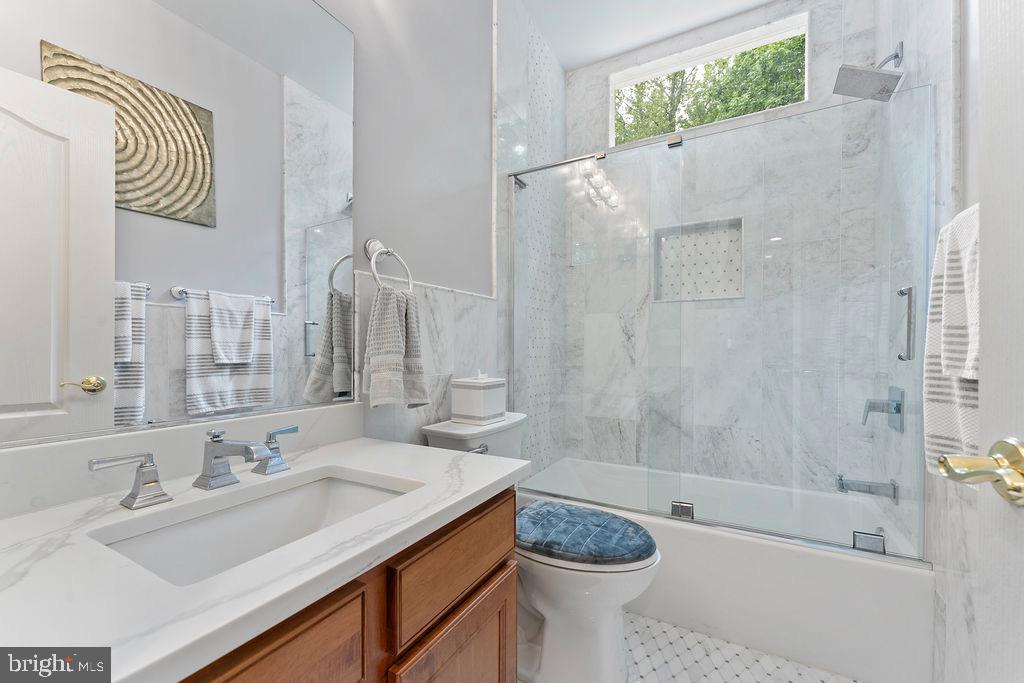 GLENHAVEN - Residential