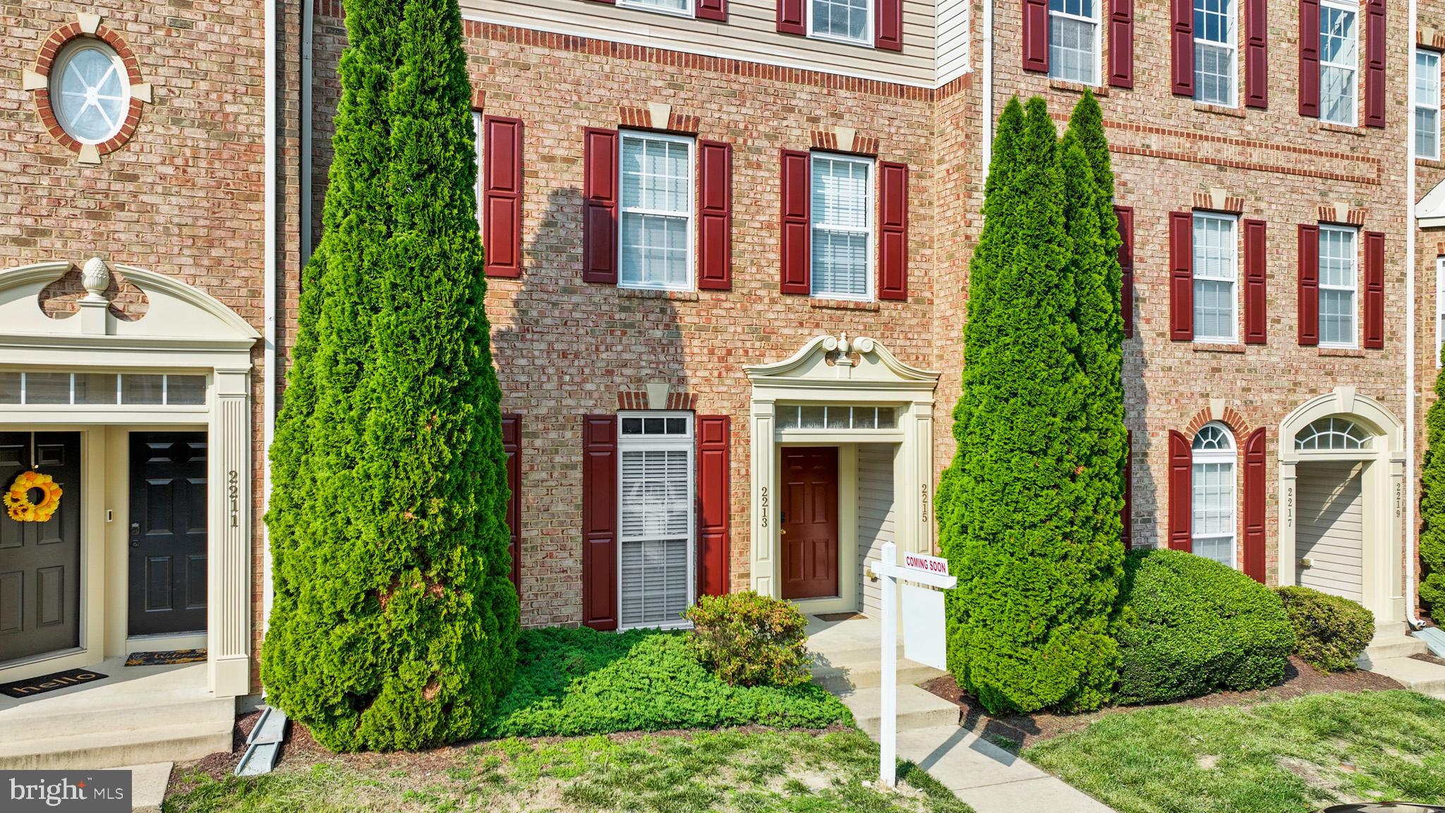 2213 IVY LANE 5