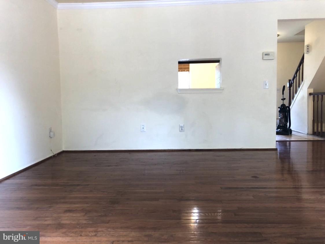 SUMMER HILL ESTATES - Residential Lease