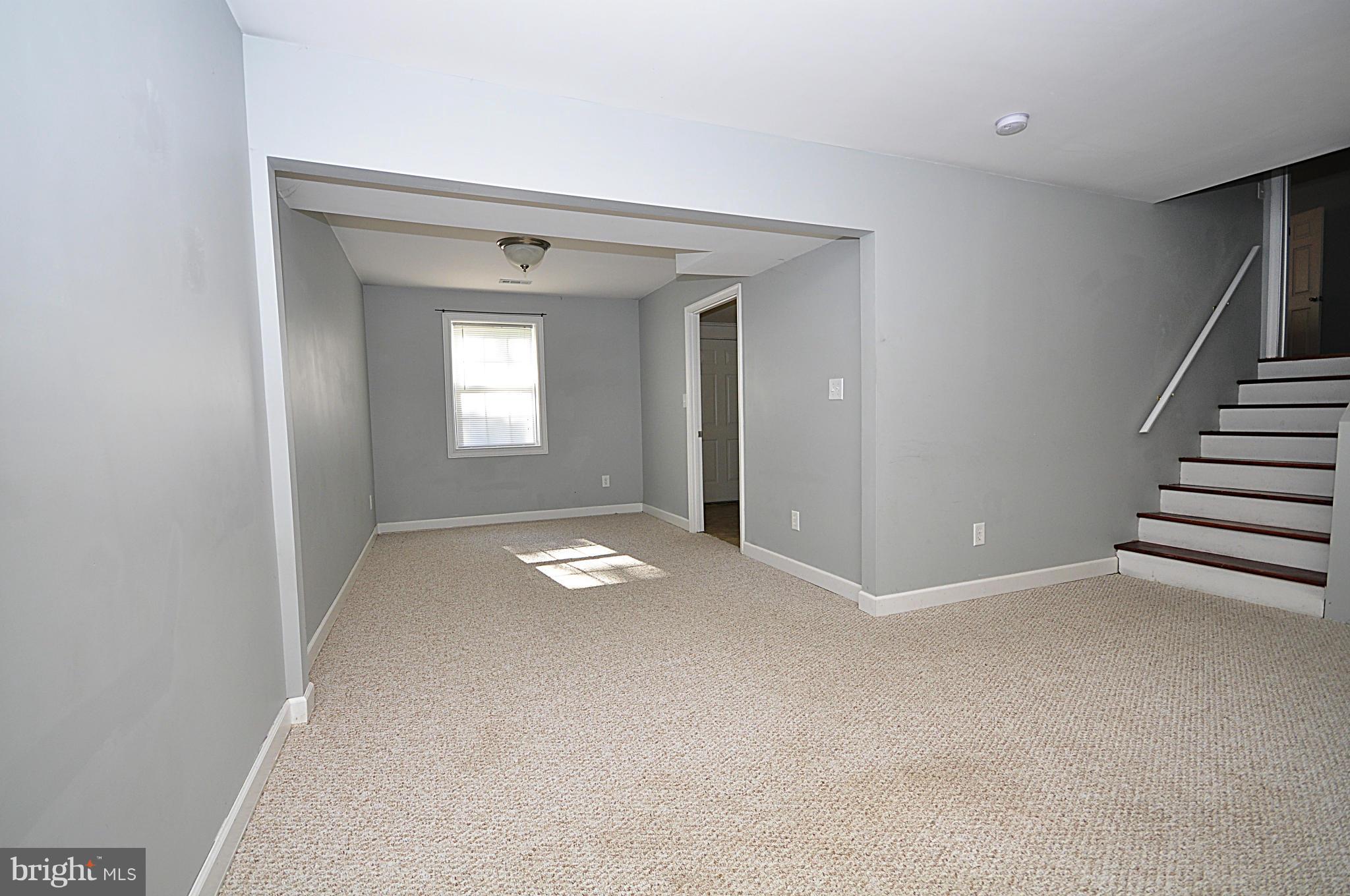 LAURELWOOD - Residential Lease