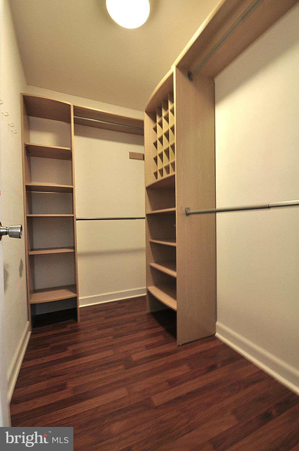 LAURELWOOD - Residential Lease