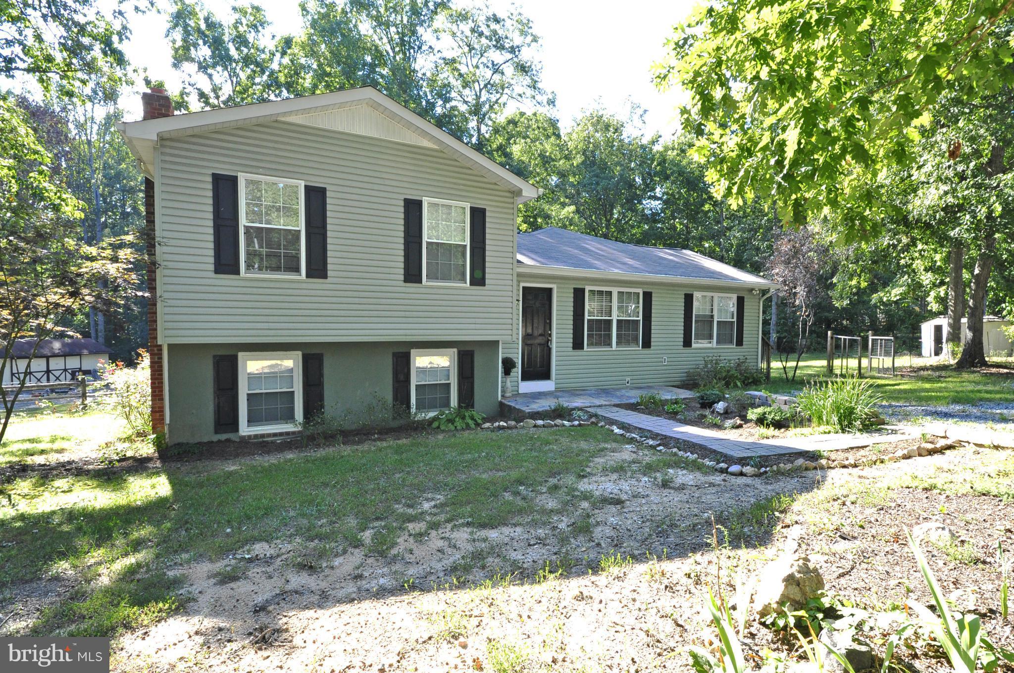 LAURELWOOD - Residential Lease