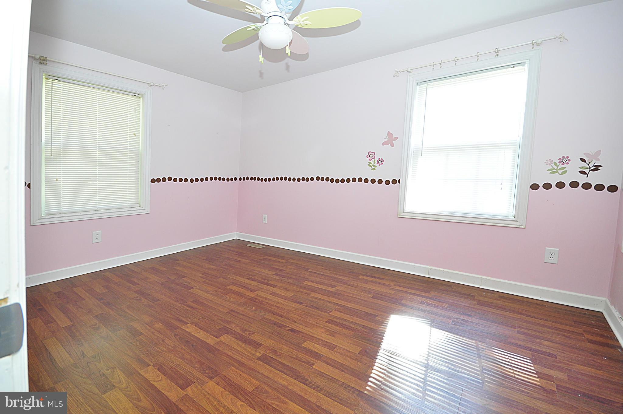 LAURELWOOD - Residential Lease