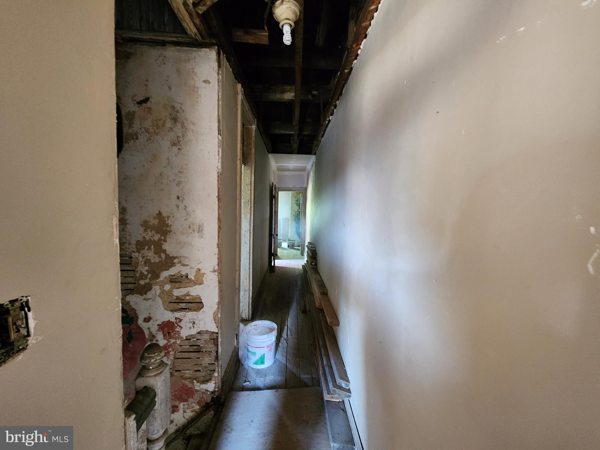 SANDTOWN-WINCHESTER - Residential