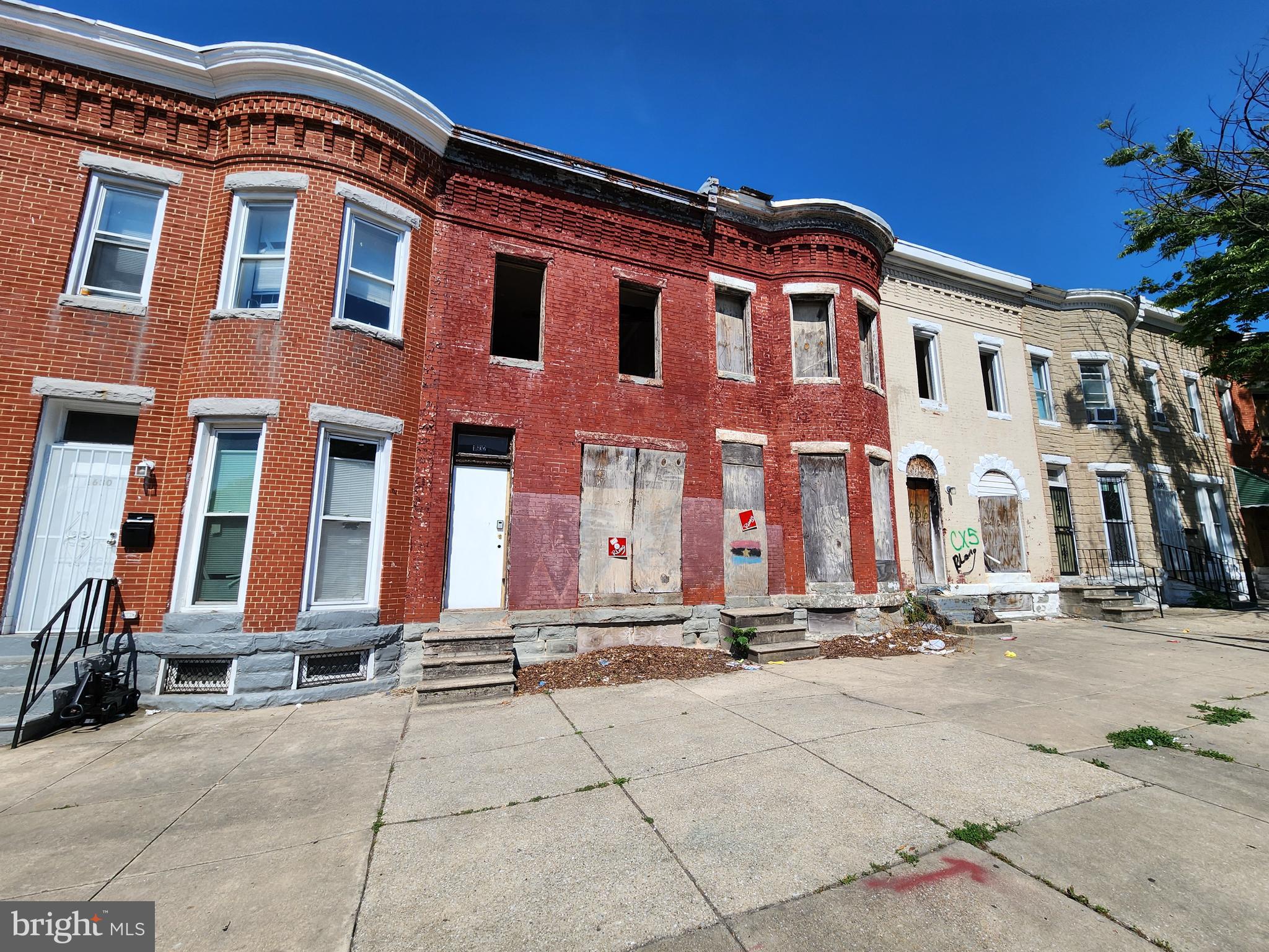 SANDTOWN-WINCHESTER - Residential