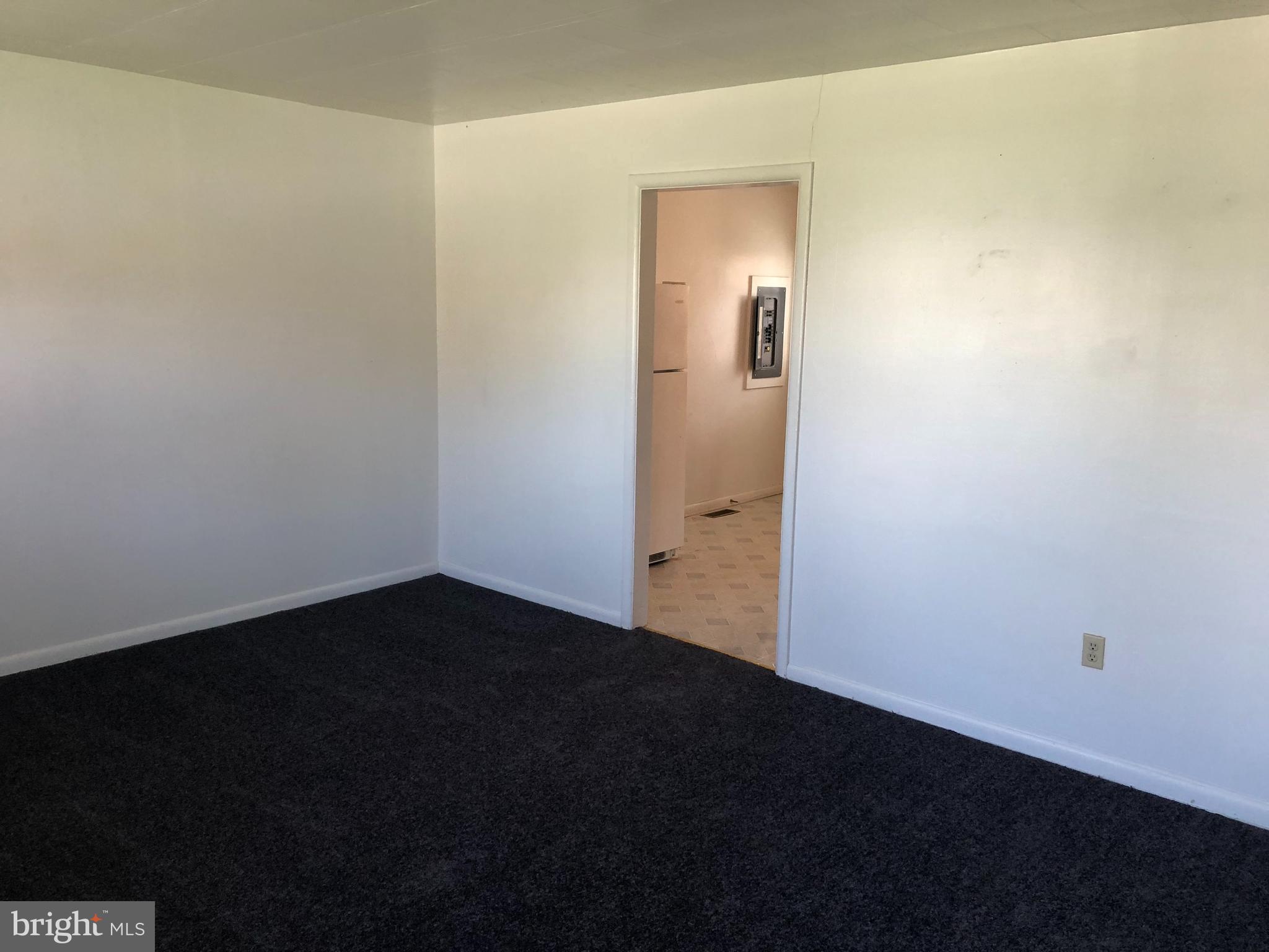 MILTON VALLEY - Residential Lease