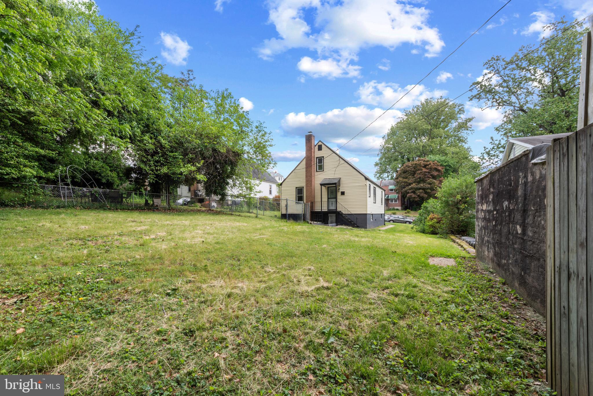 HAMILTON - Residential