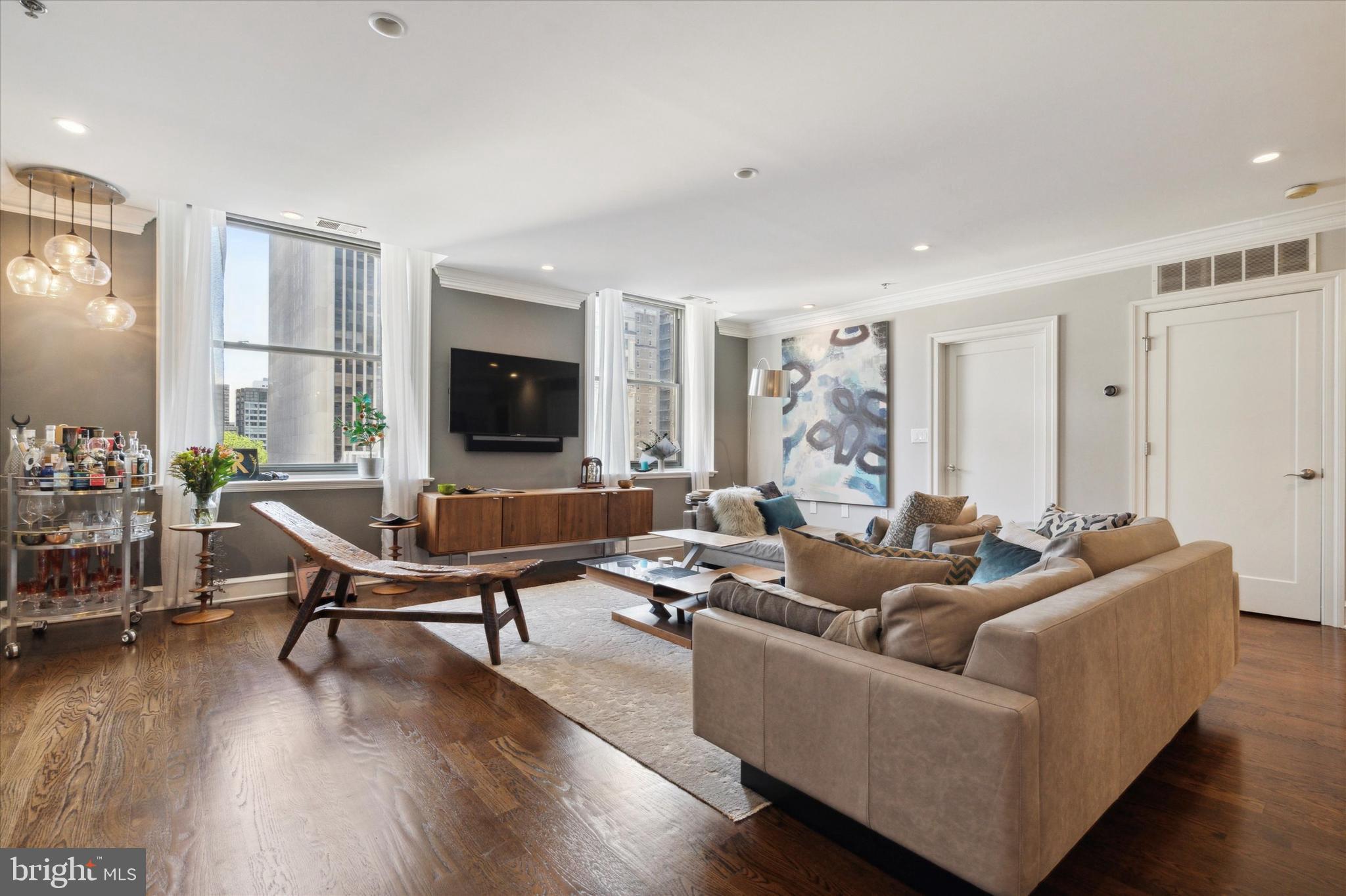 RITTENHOUSE SQUARE - Residential Lease